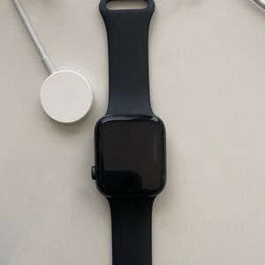 Apple Smartwatch with Black Band 
Size 44mm